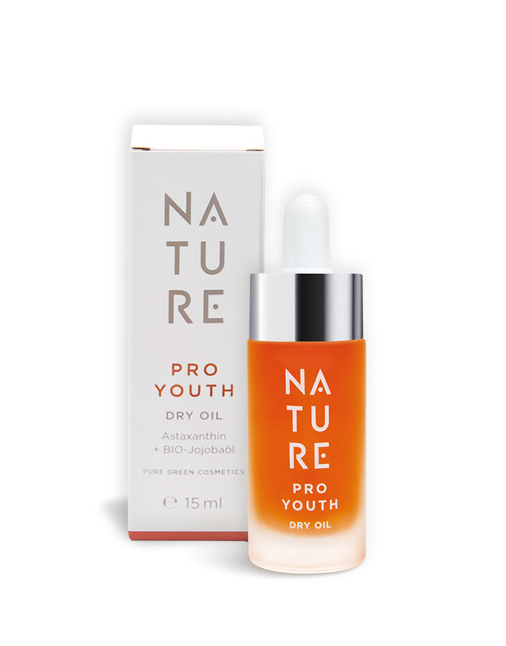 Pro‑Youth Trockenöl mit Jojobaöl & Sesamöl, 15 ml Glasflasche mit Pipette und passender Kartonverpackung, bietet antioxidativen Schutz und ein seidig-glattes Hautgefühl, bio und vegan.