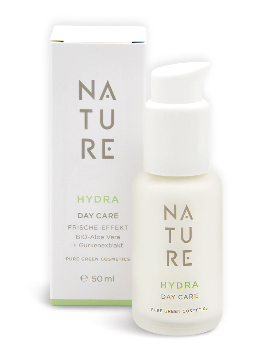 50 ml Pumpflasche NATURE HYDRA Day Care mit Gurkenwasser und Hyaluronsäure für langanhaltende Feuchtigkeit. Bio, vegan und zertifizierte Naturkosmetik aus Österreich.