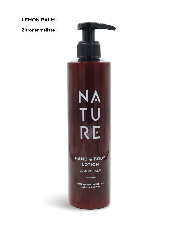 NATURE Bodylotion mit Aprikosenextrakt in brauner Pumpflasche, pflegt die Haut samtig-weich, pure grüne Kosmetik, vegan, aus Österreich, mit Zitronenmelisse-Duft.
