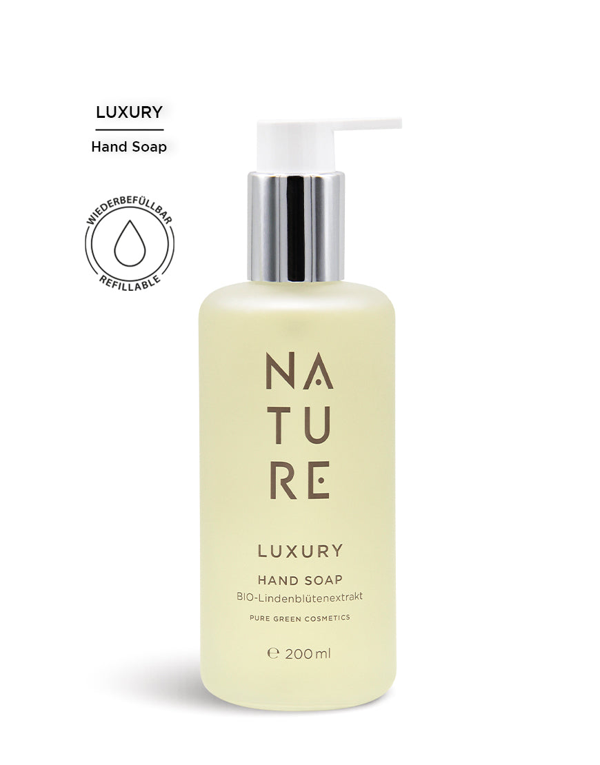 Minimalistisches, nachfüllbares Pumpfläschchen der Luxus-Handseife NATURE mit BIO-Lindenblütenextrakt und Vitamin E für sanfte Reinigung und seidig-zarte Hände, 200 ml.
