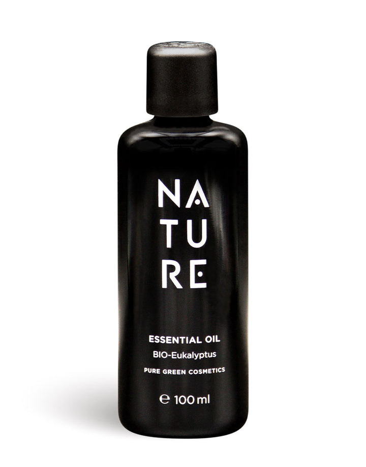 Eukalyptus-Öl mit reinem Eukalyptusöl in einer 100 ml mattschwarzen Flasche, Bio & Vegan, ideal zur Erfrischung und Entspannung.