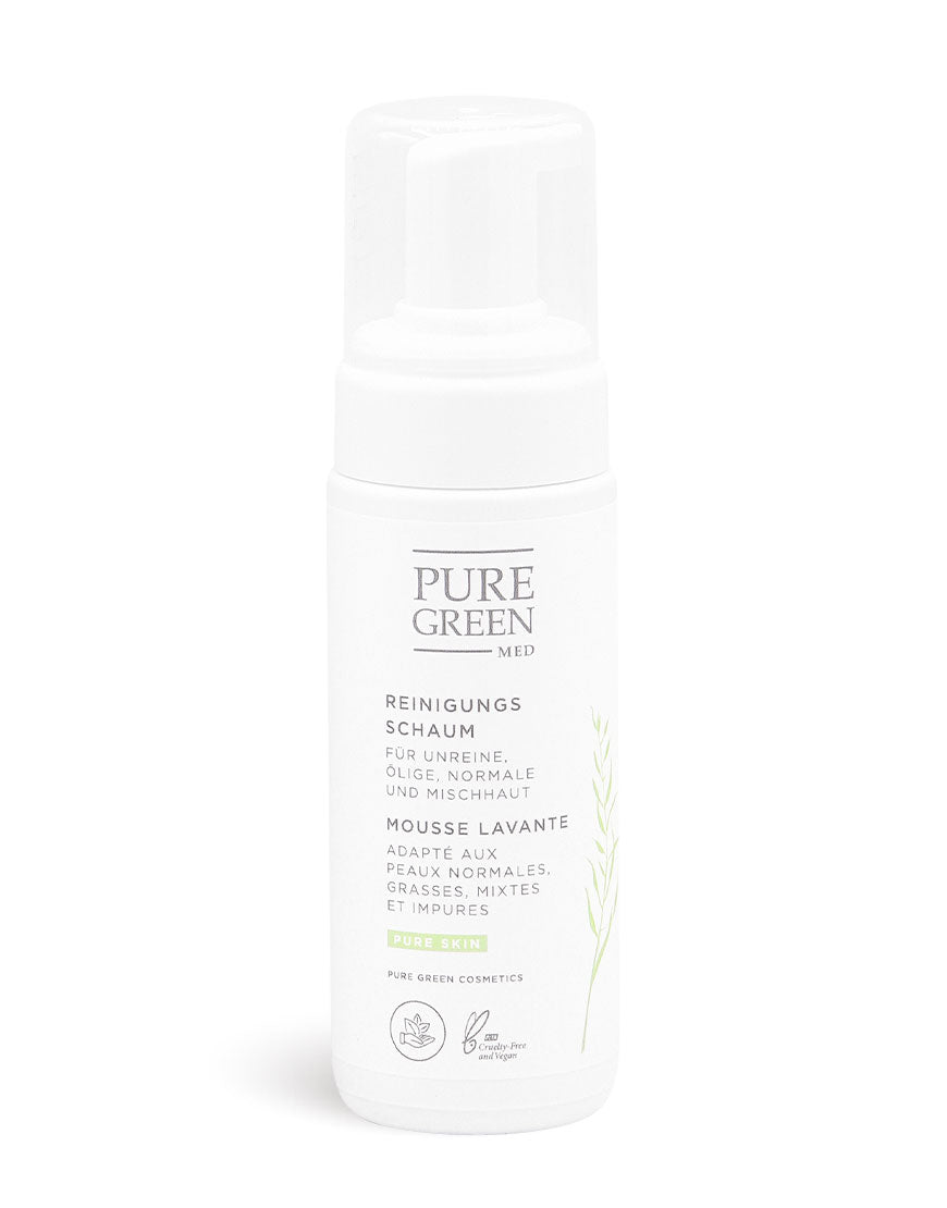 Pumpflasche mit Reinigungsschaum PURE GREEN MED, formuliert mit Bio-Aloe Vera und Brennnesselextrakt für sanfte Reinigung und strahlend ebenmäßiges Hautbild; bio, vegan.
